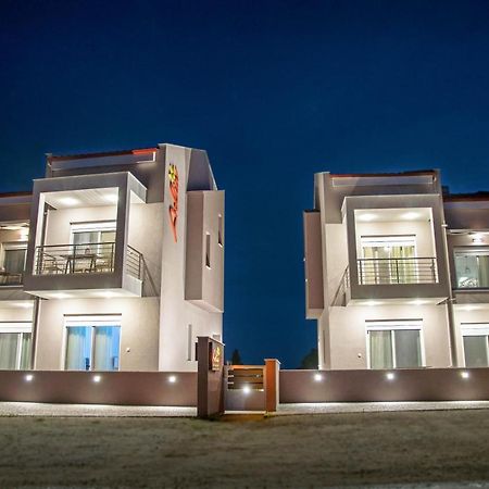 Aelia Luxury Apartments Nikiti  Esterno foto